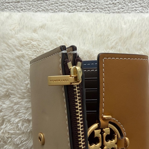 TORY BURCH MILLER COLORBLOCK MEDIUM FLAP TRIFOLD LEATHER WALLET MULTICOLOR - Picture 11 of 15